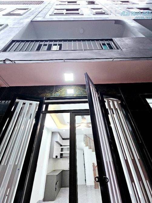 Bán nhà Phúc Lý, 5 tầng ngõ thông ôtô, gần UBND Quận, ĐL Tây Thăng Long cực gần giá 5,7 tỷ