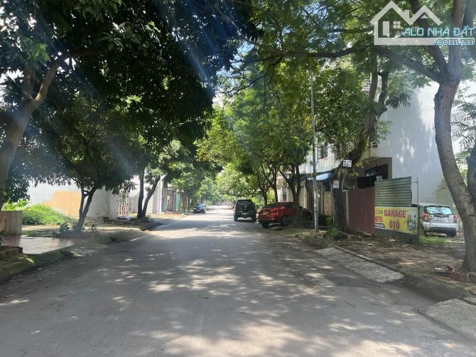 Bán đất mặt phố Hồng Châu, phường Hải Tân, TP Hải Dương, 98m2, mt 5m, đường 13.5m, giá tốt