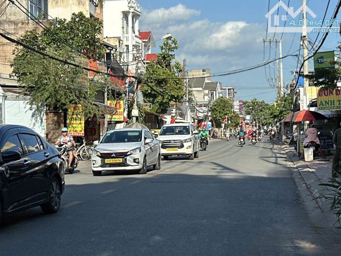 Bán hoa hậu chân dài MTKD Tân Thới Hiệp Q.12 160m2(4x40) gần bên Mega Market chỉ 14.5 tỷ.