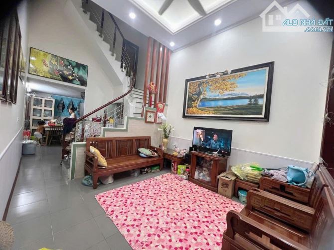 Nhà ở Kim Giang, ô tô lùi cửa, ngõ thông, 46m2, 6PN, giá rẻ