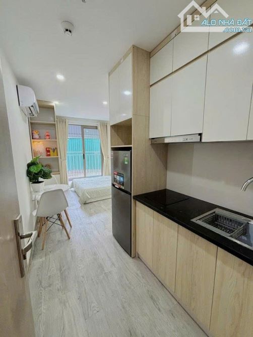 Tòa căn hộ 6 tầng thang máy, trung tâm Thanh Xuân, dòng tiền 700 triệu/năm