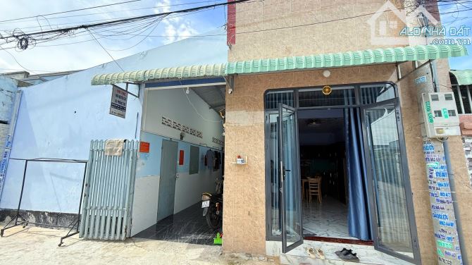 Nhà Ở & Dãy Trọ Đi Bộ Ra Chợ Xã Long Điền- TP Hồ Chí Minh Diện tích: 10x22 (225m2-150m thổ