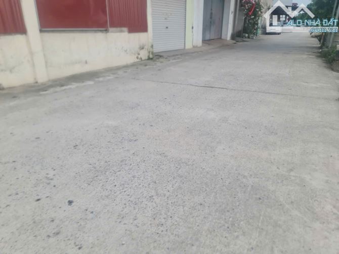 Cơ Hội Vàng: 100m² Bìa Làng Dục Tú, Đường Quy Hoạch 17m, Chỉ 8x Triệu/m²