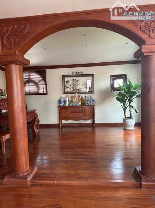 Bán Biệt thự 2 MT Đường số 21, P. Bình An, Quận 2 - Sát Bến Du Thuyền. 25m x 14m- 63 tỷ TL - 10