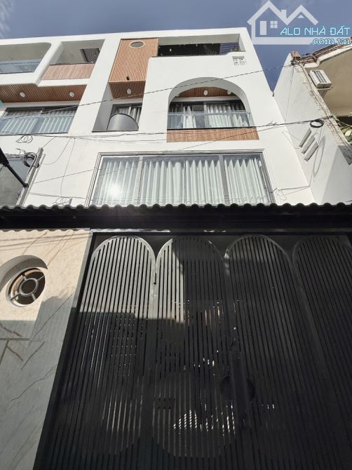 NHÀ ĐẸP GÒ VẤP 5 TẦNG 45M²  – 3PN MASTER – PHÒNG KHÁCH LỬNG CỰC CHẤT – NGANG HIẾM 5M - 10