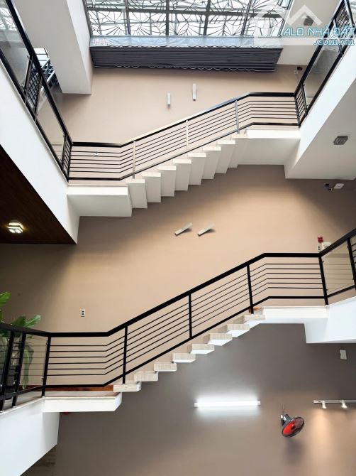 Biệt thự khu VIP Lam Sơn - Nguyễn Huy Tưởng, 170m2, 8x23m, 4 tầng, 39 tỷ - 11