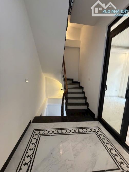 🏡 BÁN NHÀ PHỐ ĐỘI CẤN 5 TẦNG, GẦN PHỐ, DIỆN TÍCH 41m² GIÁ CHỈ 8.9 TỶ - 1