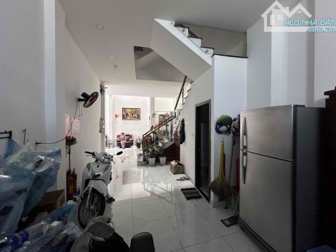 Nhà,Hẻm 12mét,CMT8,Phường,11,Quận.3 Dt; 7mx20m2.Kc; 6 Tầng,Giá  Bán 33 Tỷ 5 - 3