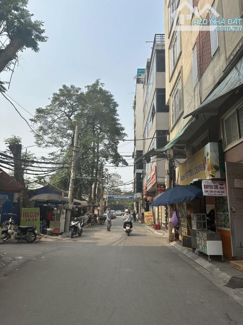 Bán nhà Trần Quốc Hoàn Cầu Giấy. Sổ vuông 35m, 5 tầng MT3m5 Giá 13.5 tỷ Ngõ ô tô tránh - 1