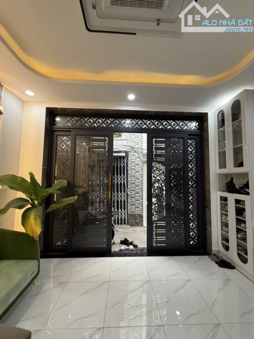 Nhà quận 7,huỳnh tấn phát,4 tầng  ngang 4,5m ,chỉ 4t95 - 1
