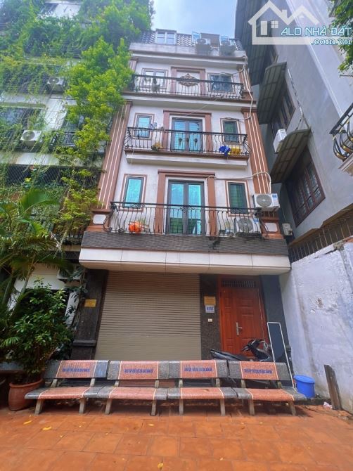 Nhà Đẹp Phố Láng Hạ – Mặt Tiền 5.5m – Ô Tô Đỗ Cửa – Hơn 11 Tỷ - 1