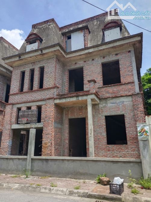 Biệt thự KĐT Đại Mỗ, Nam Từ Liêm. 210m², 3 tầng, MT 14m, đối diện công viên – giá 40.2 tỷ - 1