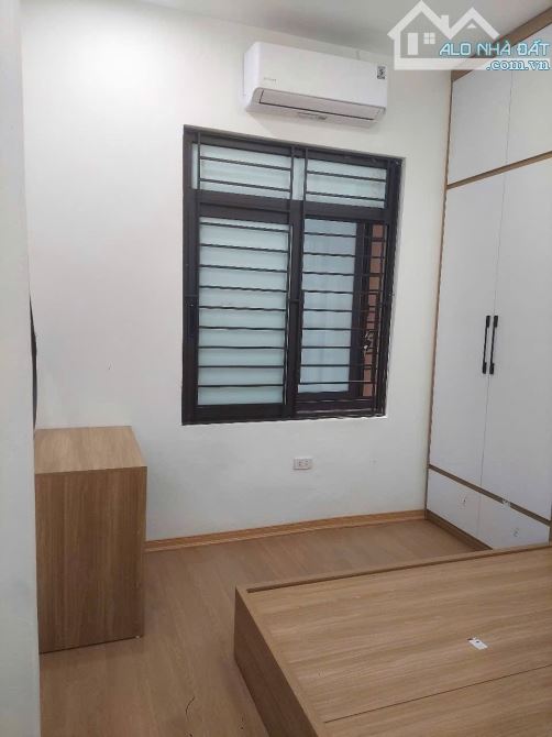Bán gấp nhà Minh Khai - Hai Bà Trưng 5 tầng full nội thất 23m2 gần Times chỉ 4.5 tỷ - 1