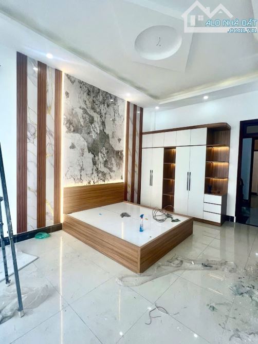 Nhà Bình Tân Đẹp 4x14m 3 tầng 4 PN chỉ nhỉnh 6.x tỷ - 1