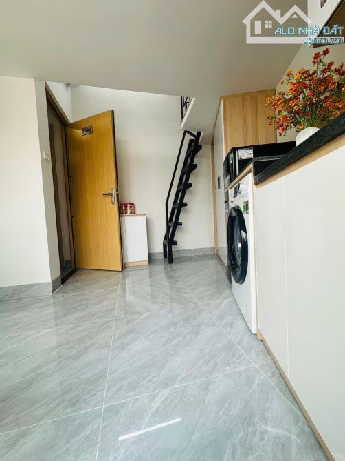 Siêu phẩm đầu tư, Gần CĐ FPT, ĐH Đông Á, 17P khép kín, dòng tiền 90tr/ tháng, Ô tô đỗ cửa. - 1
