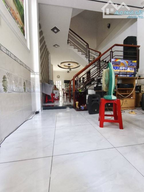 Nhà 4 Tầng hẻm 5m đường Thới An 13, Quận 12 - Diện tích 102m2 (4.5x23), vị trí kinh doanh. - 1