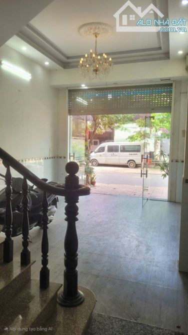 Nhà 4 tầng mặt tiền Song Hành, gần cầu Tham Lương - 1