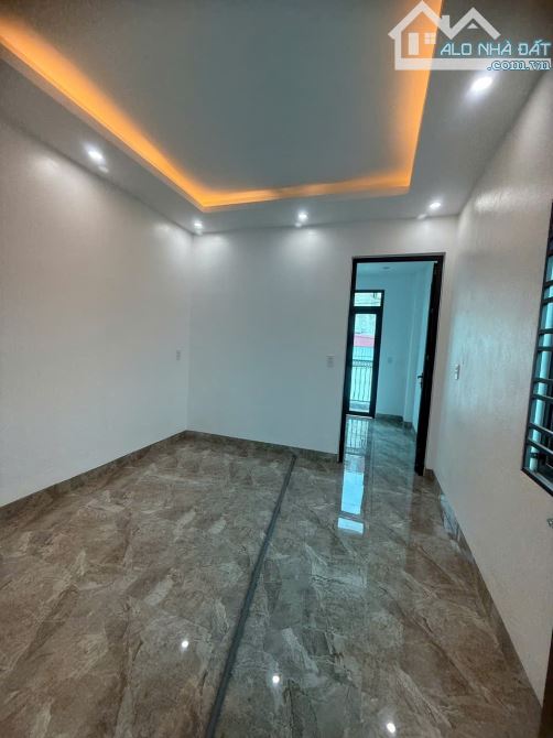 Bán nhà góc 3 tầng ngõ phố hồ xuân hương, tp hải dương - 1