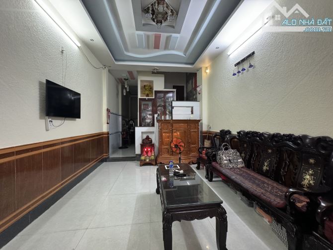 Bán nhà HXH Lê Văn Thọ P.11 GV - DT 4X15M - 1 TRỆT 3 LẦU ST - Giá 7,8 TỶ