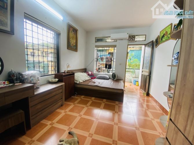 BÁN CĂN HỘ 80M2 TẬP THỂ ĐƯỜNG NGUYỄN TRÃI, THANH XUÂN. - 1