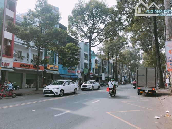 Nhà bán khu biệt thự 781 Lê Hồng Phong (DT: 5x22m, 3 lầu) P.12 quận 10 - giá 27,5 tỷ - 1