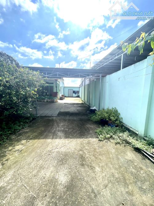 Giá 4 tỷ 250. Bán nhà vườn 490m2 gần sông, mặt tiền Bình Hoà, Vĩnh Cửu. Sổ thổ cư. - 1
