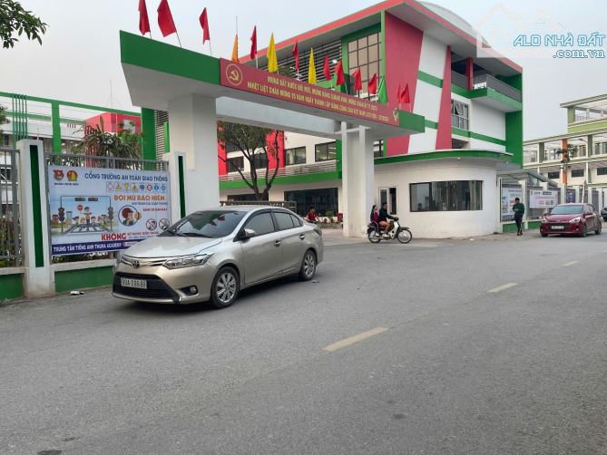 Nhà C4 mặt phố Giang Biên, lô góc, vỉa hè ô tô tránh, kinh Doanh, 70m, MT 4.5m, nhỉnh 12tỷ - 1
