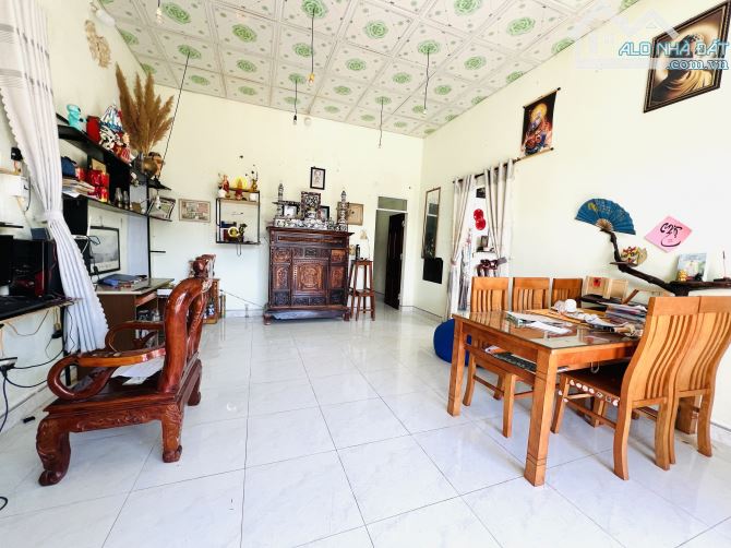 NHÀ CẤP 4 XÁCH VALI VÀO Ở NGAY  HẺM XE HƠI THÔNG, NGAY TRƯỜNG SA, 237M2, GIÁ 1,X TỶ - 1