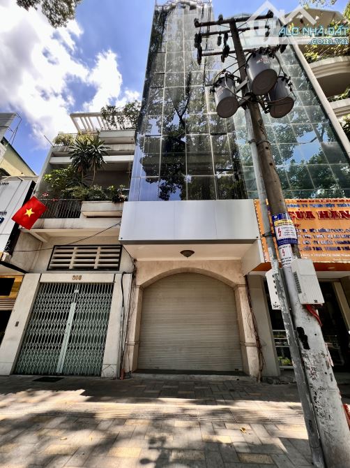 BÁN GẤP mặt tiền Trần Hưng Đạo, gần Metro Bến Thành, TN 90tr/th, 39,9 tỷ - 1