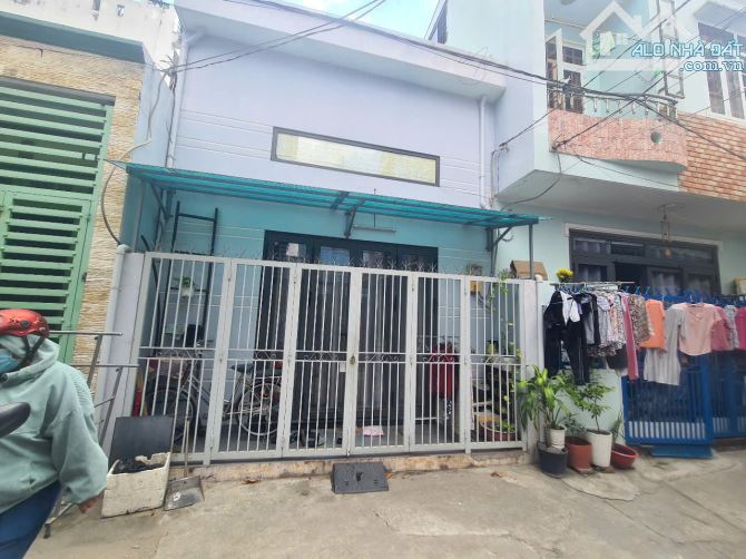 Bán nhà Quận 2, Nguyễn Tuyển, ngang 4,5m, sát MT, sổ vuông đẹp, 4.xx tỷ - 1