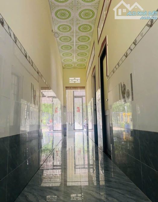 Cần tiền bán nhanh Căn nhà ở Thị Trấn Củ Chi 117m2 Sổ Hồng Riêng 600triệu Bao phí thuế - 1