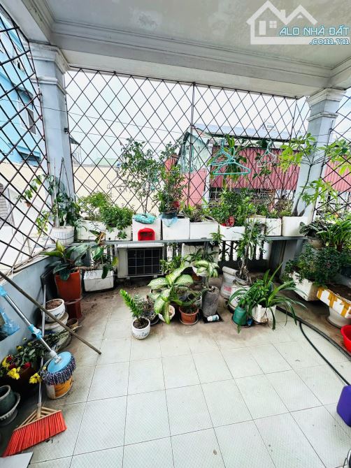 NHÀ NHỎ XINH TRƯƠNG ĐỊNH, QUẬN HAI BÀ TRƯNG 25M2,4 TẦNG, MẶT TIỀN RỘNG, NGÕ THOÁNG. - 1
