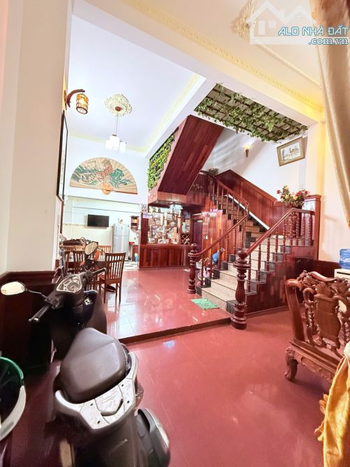 💥 SIÊU PHẨM LÔ GÓC 2 MT ĐƯỜNG HÀ HUY TẬP - CÁCH BIỂN CHỈ 300M - 75M2 4 TẦNG OTO ĐỖ CỬA - 1