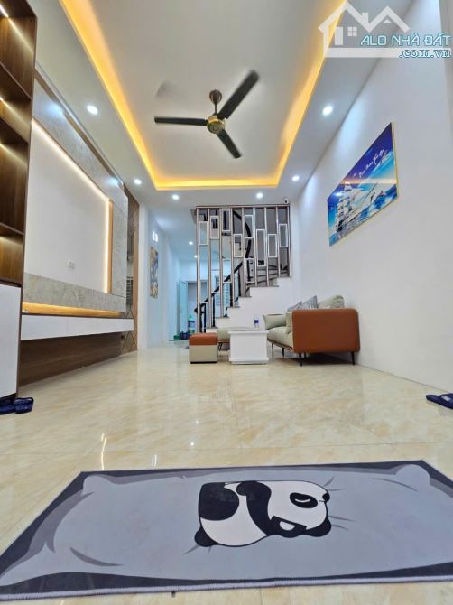 Nhà Kim Giang gần KĐT Đại Kim full nội thất đẹp 38m 4 t ô tô gần tiện ích sẵn 8.2 tỷ - 1