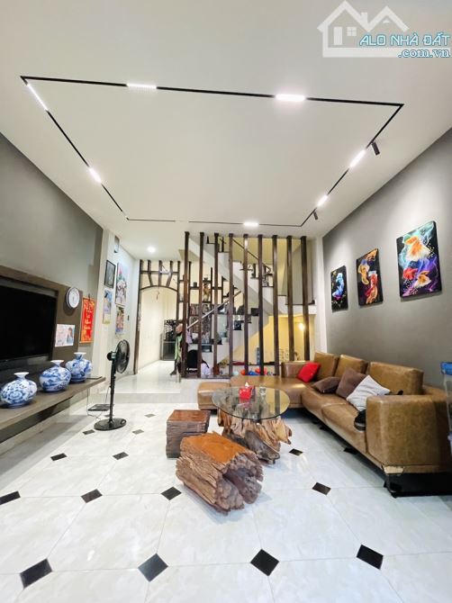 BÁN NHÀ QUẬN 12 - 70M2 - ĐƯỜNG XE HƠI THÔNG - NỞ HẬU TÀI LỘC - HCĐ - NHỈNH 4 TỶ TL - 1