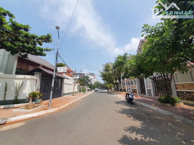 BÁN ĐẤT BIỆT THỰ KHU Á CHÂU_GẦN BIỂN BÃI SAU_253M2_SỔ HỒNG SỞ HỮU LÂU DÀI_21 TỶ - 1