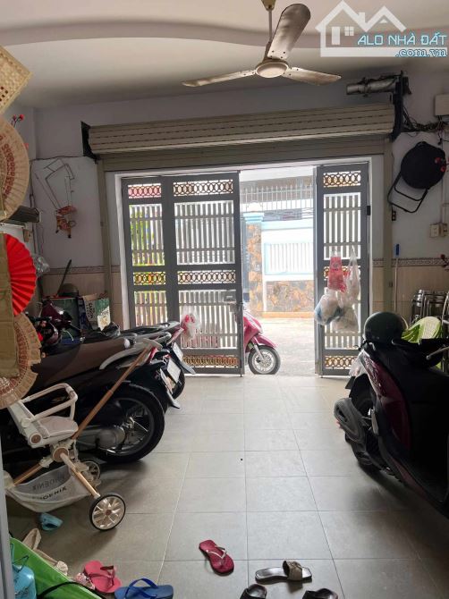 🏠 BÁN NHÀ GIÁ RẺ – 2 TẦNG – HẺM 6M LÊ VĂN KHƯƠNG, HIỆP THÀNH, QUẬN 12 –100M² – CHỈ 6.1 TỶ - 1
