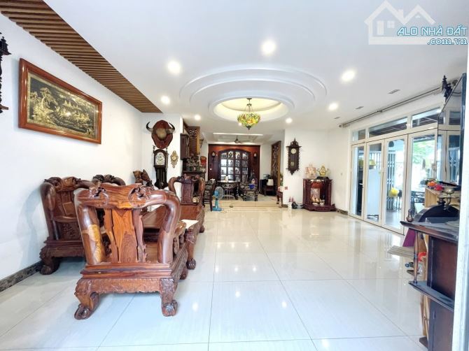 Bán tòa Building giá rẻ 47 tỷ  MT Bùi Đình Túy Q.Bình Thạnh 7x30m Hầm 7 tầng HĐT 170tr. - 1