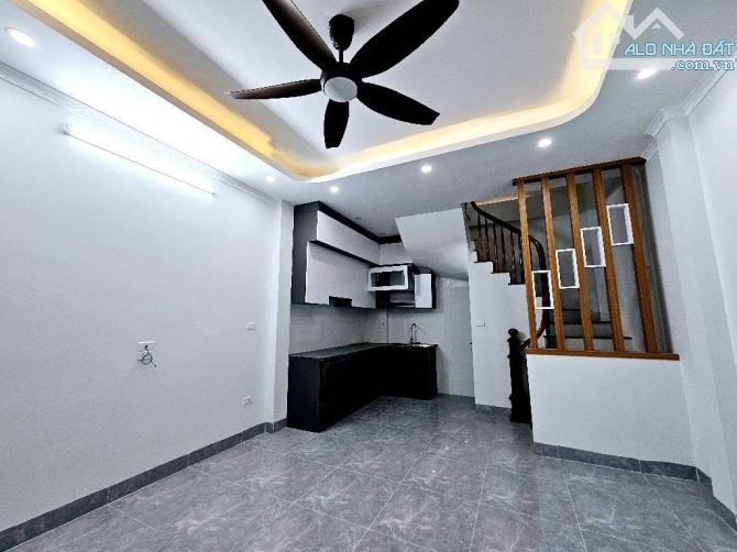 Bán nhà Phúc Lý, 5 tầng ngõ thông ôtô, gần UBND Quận, ĐL Tây Thăng Long cực gần giá 5,7 tỷ - 1