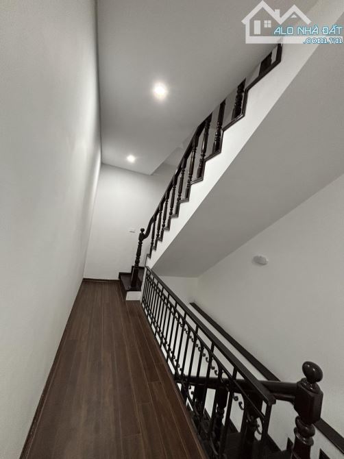 LÒ ĐÚC, QUẬN HAI BÀ TRƯNG, Ở SƯỚNG, 1 NHÀ RA PHỐ, KINH DOANH 43M2,5 TẦNG. - 1