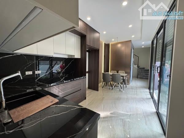 CẦN BÁN #THẠCH #BÀN – #LONG #BIÊN | 6 TẦNG THANG MÁY NHẬP KHẨU – MT 6M – Ô TÔ ĐỖ CỔNG - 1