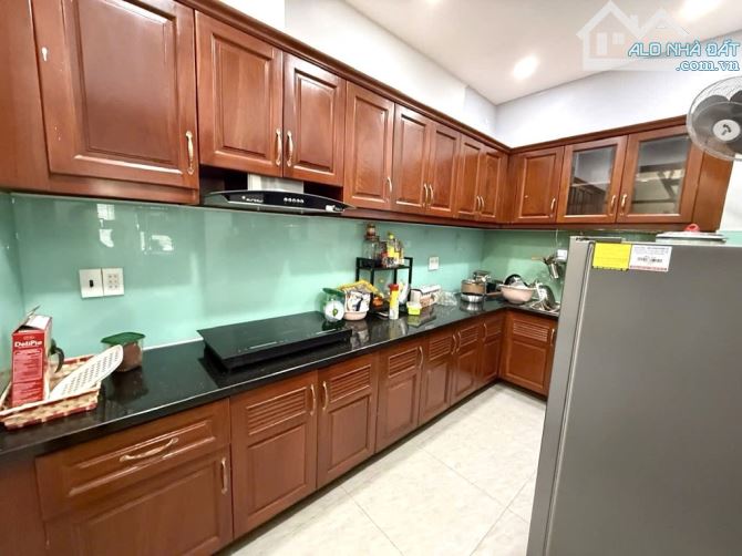BÁN TÒA NHÀ DỊCH VỤ 3 TẦNG NGANG 10M ĐƯỜNG SỐ 8 LINH XUÂN THỦ ĐỨC 19.8 TỶ - 1