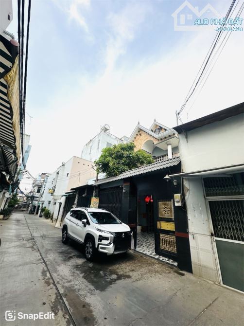 Bán Biệt Thự Hương Lộ 3, 140m2, ngang 7x20m, 3 tầng, đường nhựa ÔTÔ 8m, kế bên EON Tân Phú - 1