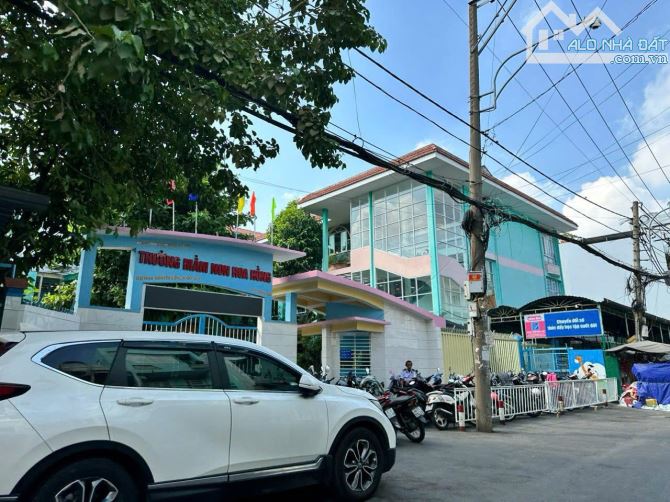 Nhà HIẾM khu VIP hẻm 55 Nguyễn Văn Công 76m2 ngang 4m 4 lầu đẹp gần BV 175 chỉ 9 tỷ 890 - 1