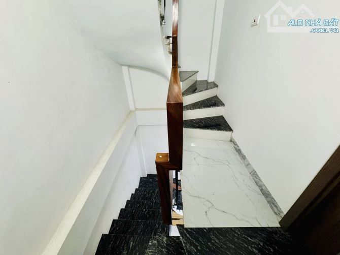 TRẦN ĐẠI NGHĨA, QUẬN HAI BÀ TRƯNG, 23M2,5 TẦNG, GẦN PHỐ, KINH DOANH. - 13