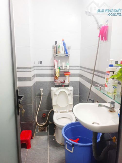Bán nhà Quận 2, Nguyễn Tuyển, ngang 4,5m, sát MT, sổ vuông đẹp, 4.xx tỷ - 15
