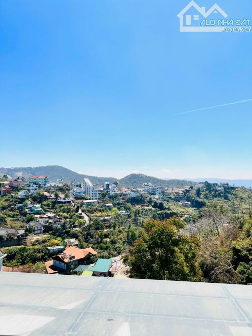 🏡 Bán Biệt Thự đường Khe Sanh,P10. View đẹp DT: 280m2 (20x14) Giá rẻ chỉ 9.5 tỷ có hồ bơi - 15
