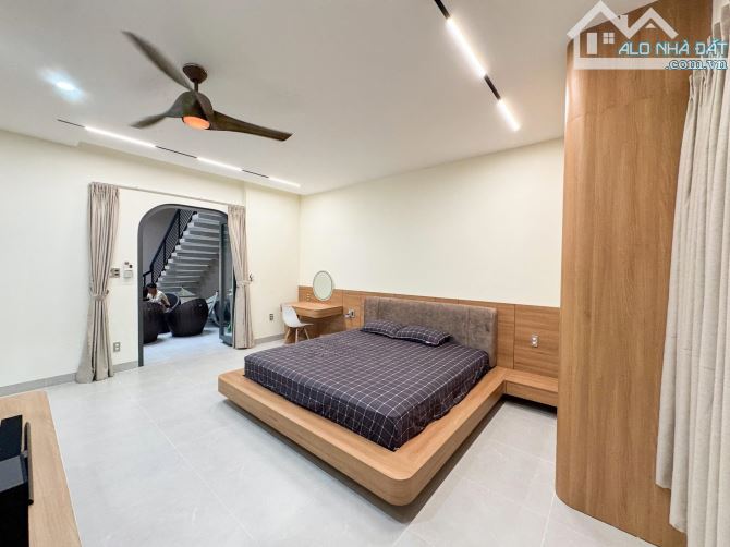 Biệt thự khu VIP Lam Sơn - Nguyễn Huy Tưởng, 170m2, 8x23m, 4 tầng, 39 tỷ - 20