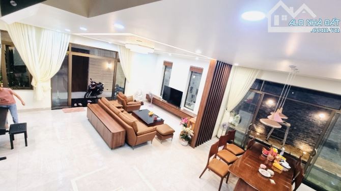 Biệt Thự Hồ Bơi Sân Vườn 223m2(11mx20m) Trệt 2 Lầu-An Phú An Khánh,Q2-Giá 56 Tỷ - 2