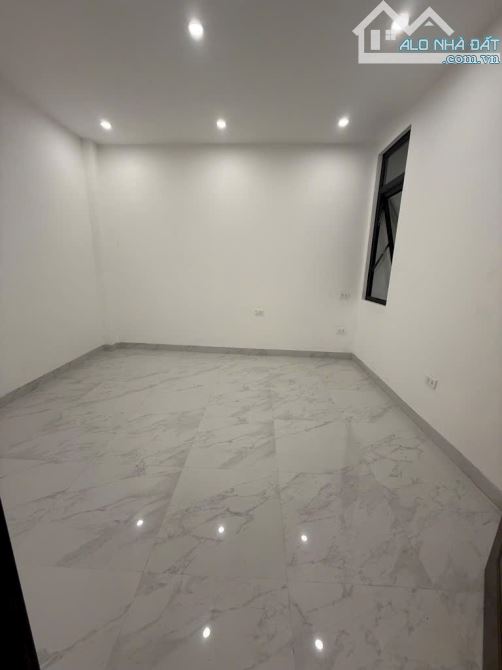 🏡 BÁN NHÀ PHỐ ĐỘI CẤN 5 TẦNG, GẦN PHỐ, DIỆN TÍCH 41m² GIÁ CHỈ 8.9 TỶ - 2